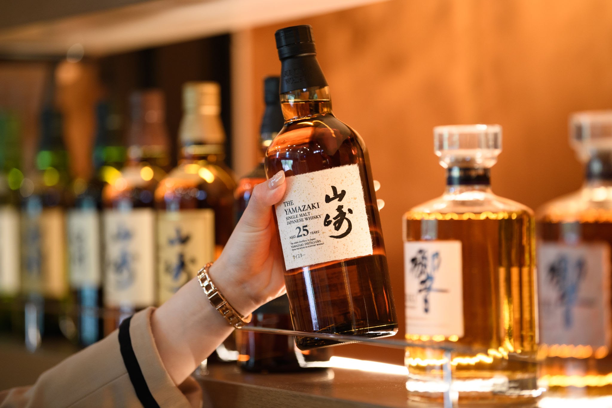 Yamazaki 25 Malt Japanese Whisky | Rare Sherry & Mizunara Masterpiece - Image 2