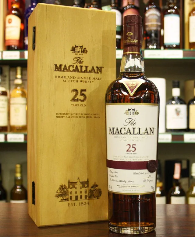 the macallan 25 year a review and comparison v0 l t4E27ogTKG7khiDjd6EbiZWgeaW8AfXMbpqlHSlvo